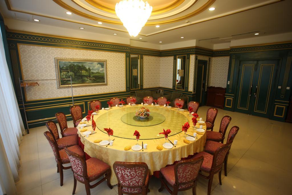 Milky Way Hotel Harbin Esterno foto