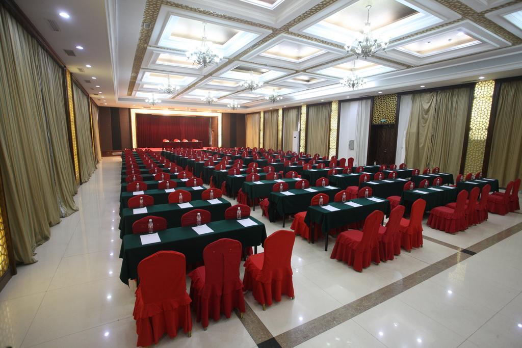 Milky Way Hotel Harbin Esterno foto